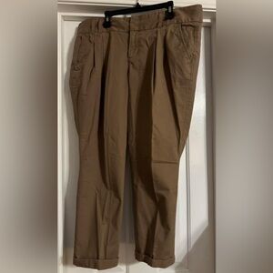 2 Pairs Neutral Old Navy Brown Capri & Khaki Rockstar Pants - Size 14